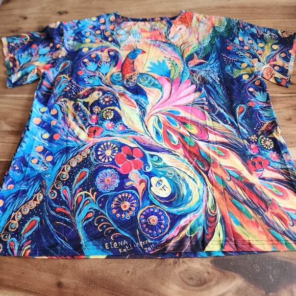 Short sleeves v-neck t-shirt, colorful peacock and abstract patterns, XXL - Picture 10 of 10